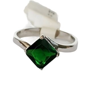 Silver Plated princess Cut Green birth stone ring Sizes 4 5 Pinky ring *